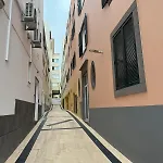 Old Town Charm דירה פונשל