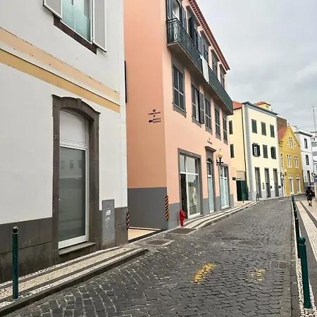Old Town Charm Apartment *