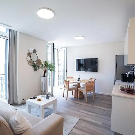 Old Town Charm Apartment *