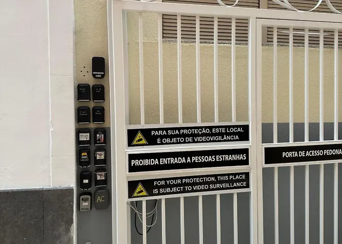 Old Town Charm * 푼샬