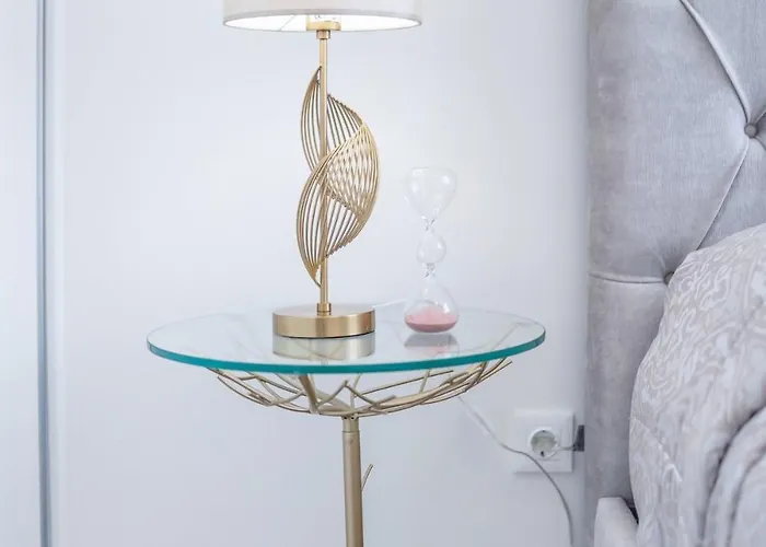 Old Town Charm * 푼샬